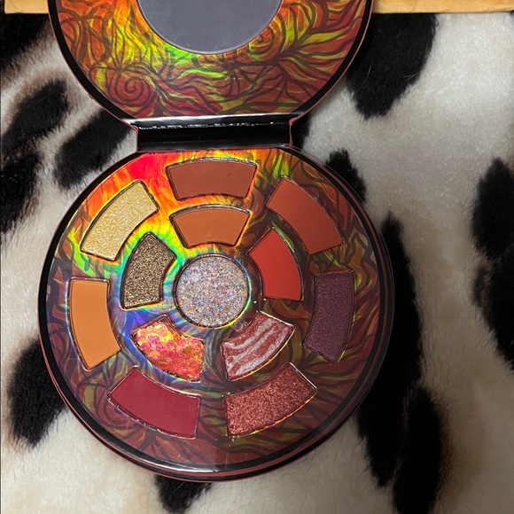 🔥💥🔥🔥🔥SPOILED COSMETICS FIRE ELEMENT PALLET🔥💥🔥 - Picture 5 of 6